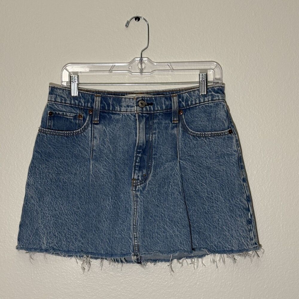 Abercrombie and Fitch Pleated High Waisted Denim Mini Skirt 6
